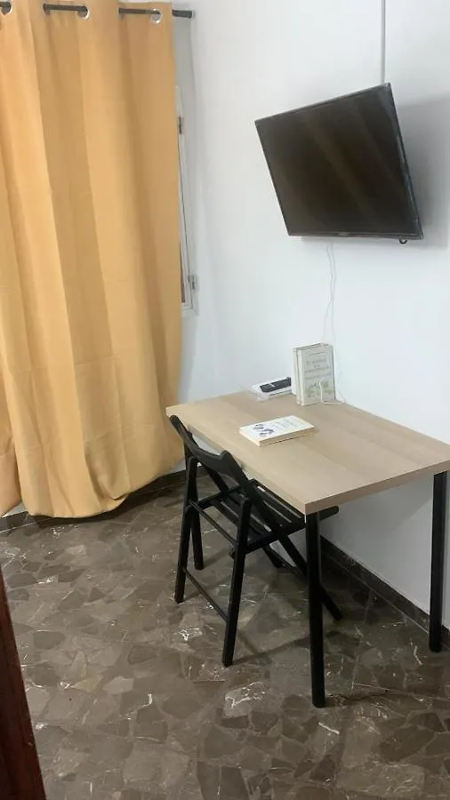 Fantastic Bedroom The Center City Homestay